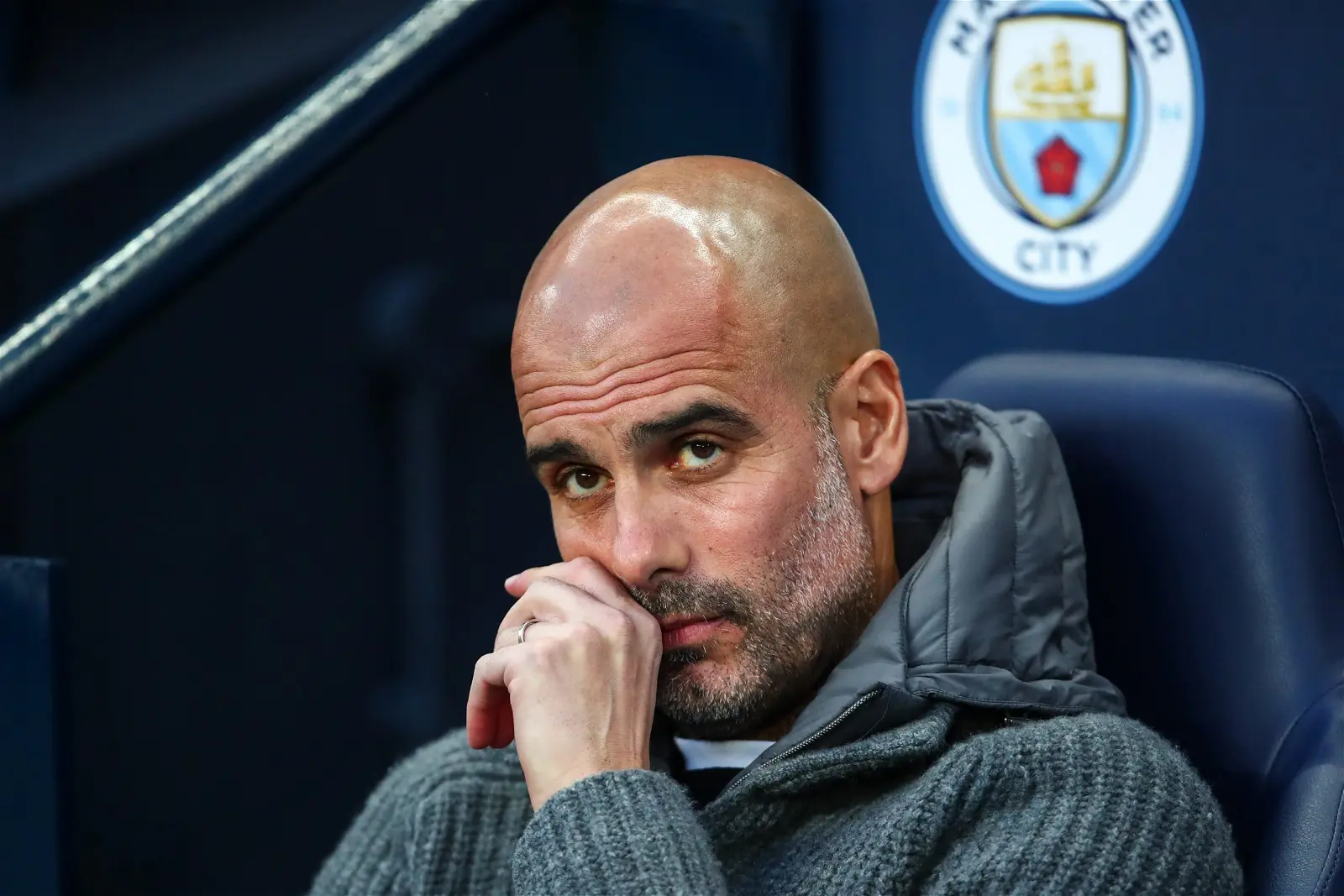 pep guardiola va manchester city tiep tuc gan bo hay chia ly 1