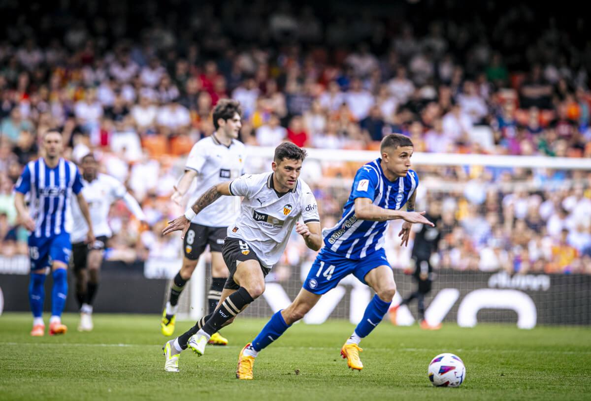 Hinh anh 1: Nhan dinh tran dau Alaves vs Valencia vong 36 La Liga